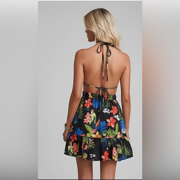 Floral Tropical Printed Halter Neck Tie Waist Dress - Picture 4 of 8